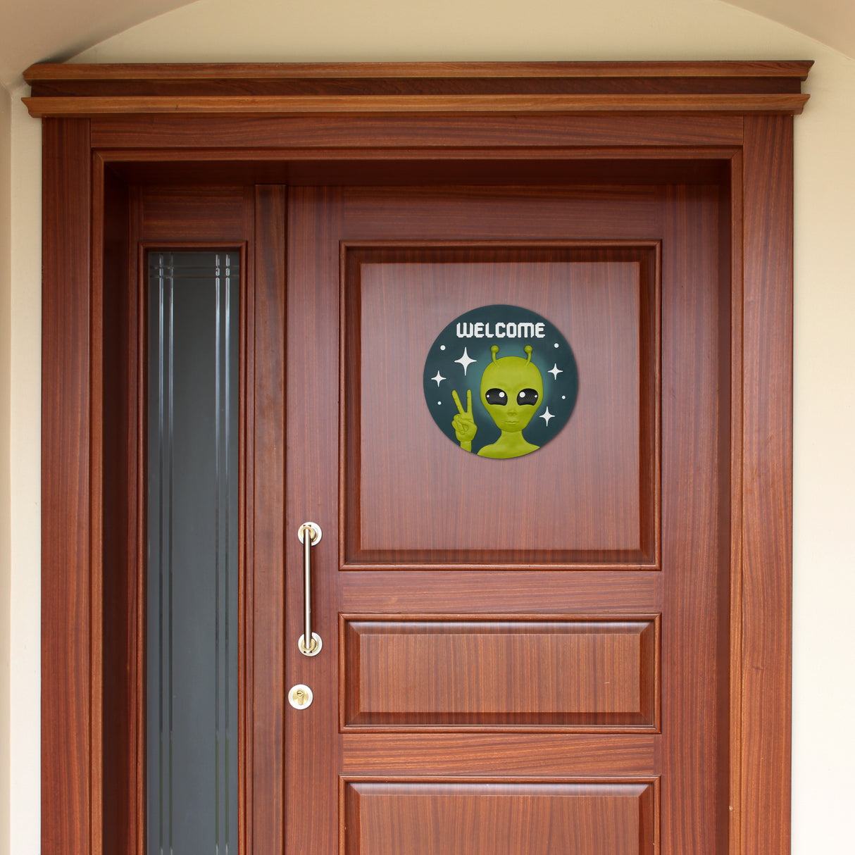 “Welcome Alien” Garden Stepping Stone #S1010